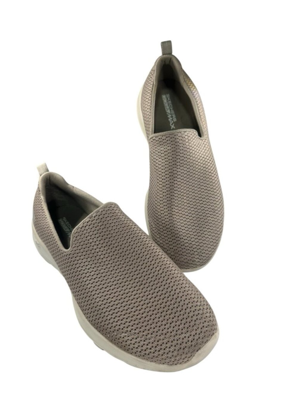 Skechers GOGA Womens Size 9 Taupe Slip on Comfort Shoes